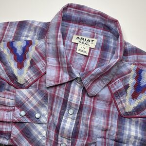 Ariat Western Embroidered Blue Burgundy‎ Plaid Shirt Woman's L Pearl Snap Button